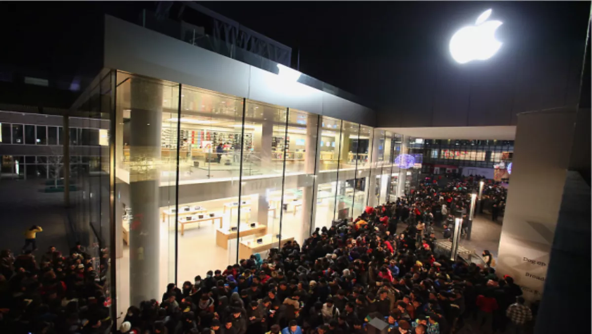 Noel leeming iphone sales