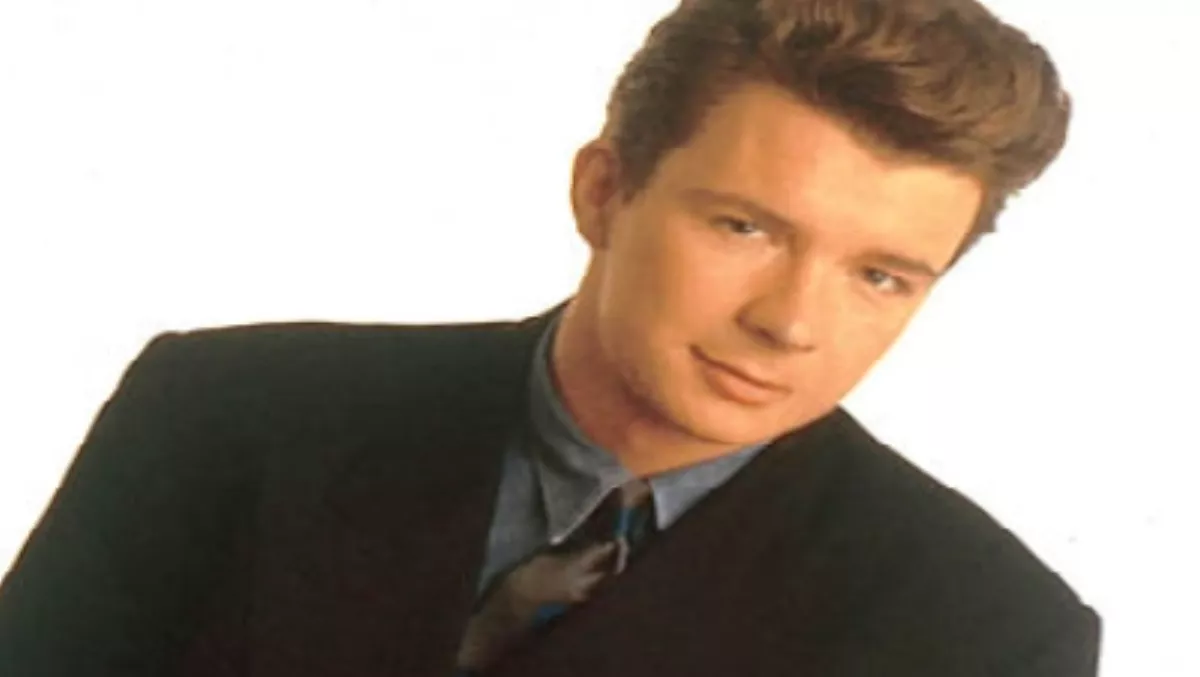 Rickroll virus attacks iPhones