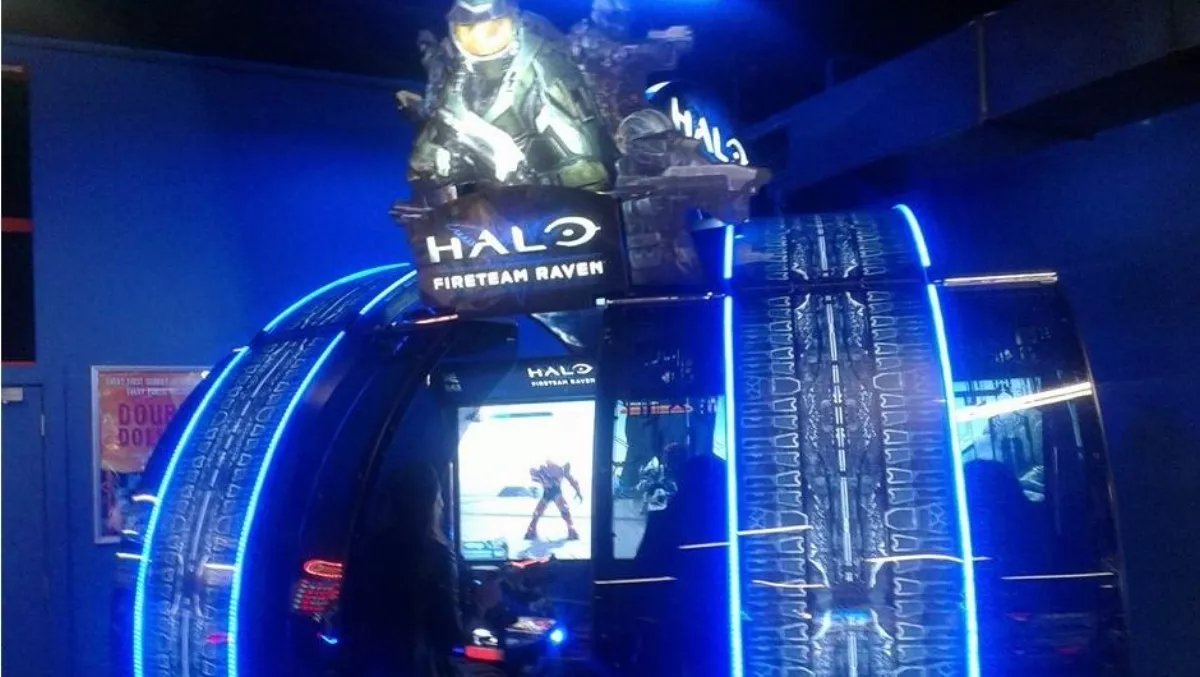 Handson with the Halo Fireteam Raven arcade video game