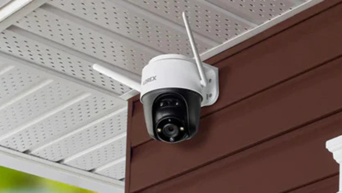 Lorex 2K Pan-Tilt Outdoor Wi-Fi Security Camera Review: Unveiled!