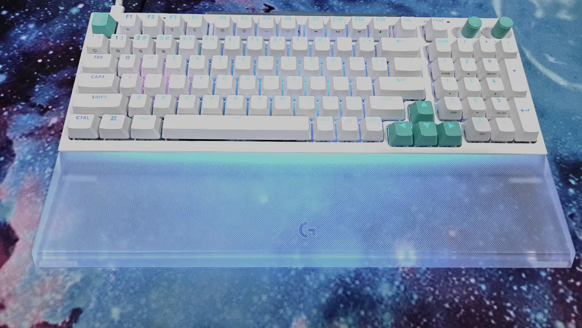 Hands-on review: Logitech G512 X Keyboard and G512 X Palm Rest