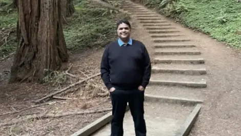 SenSen founder uses AI to release Father's Love song